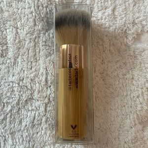 - tarte the buffer foundation brush